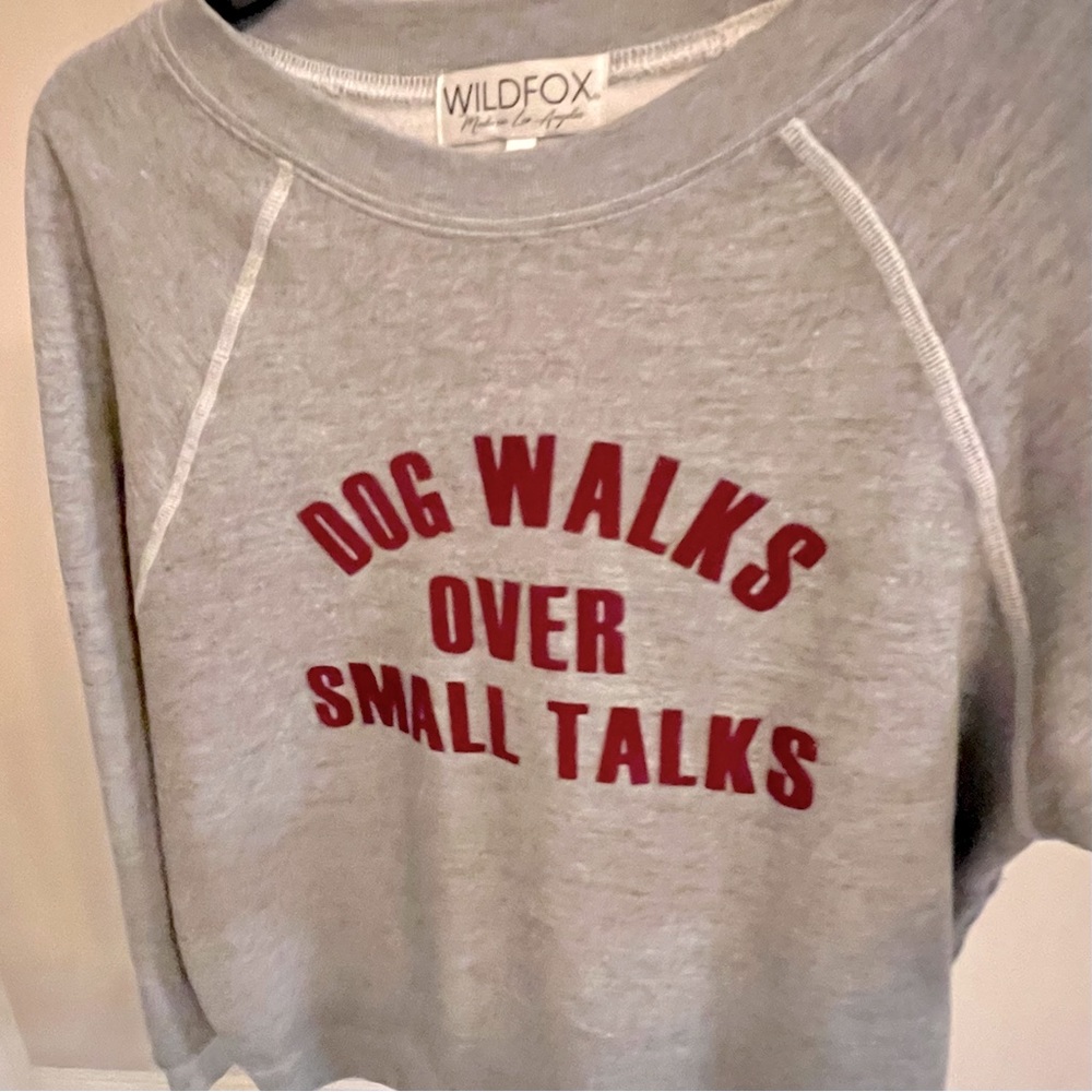 Wild fox Size Small Grey Sweatshirt